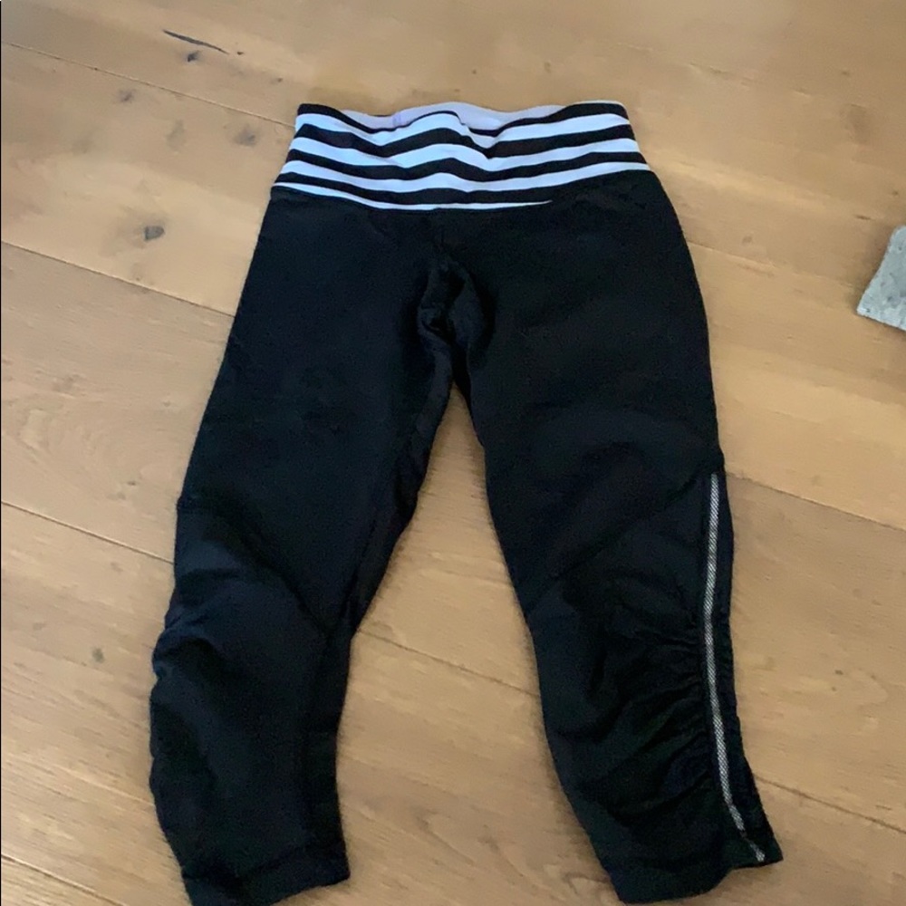 Lululemon crops